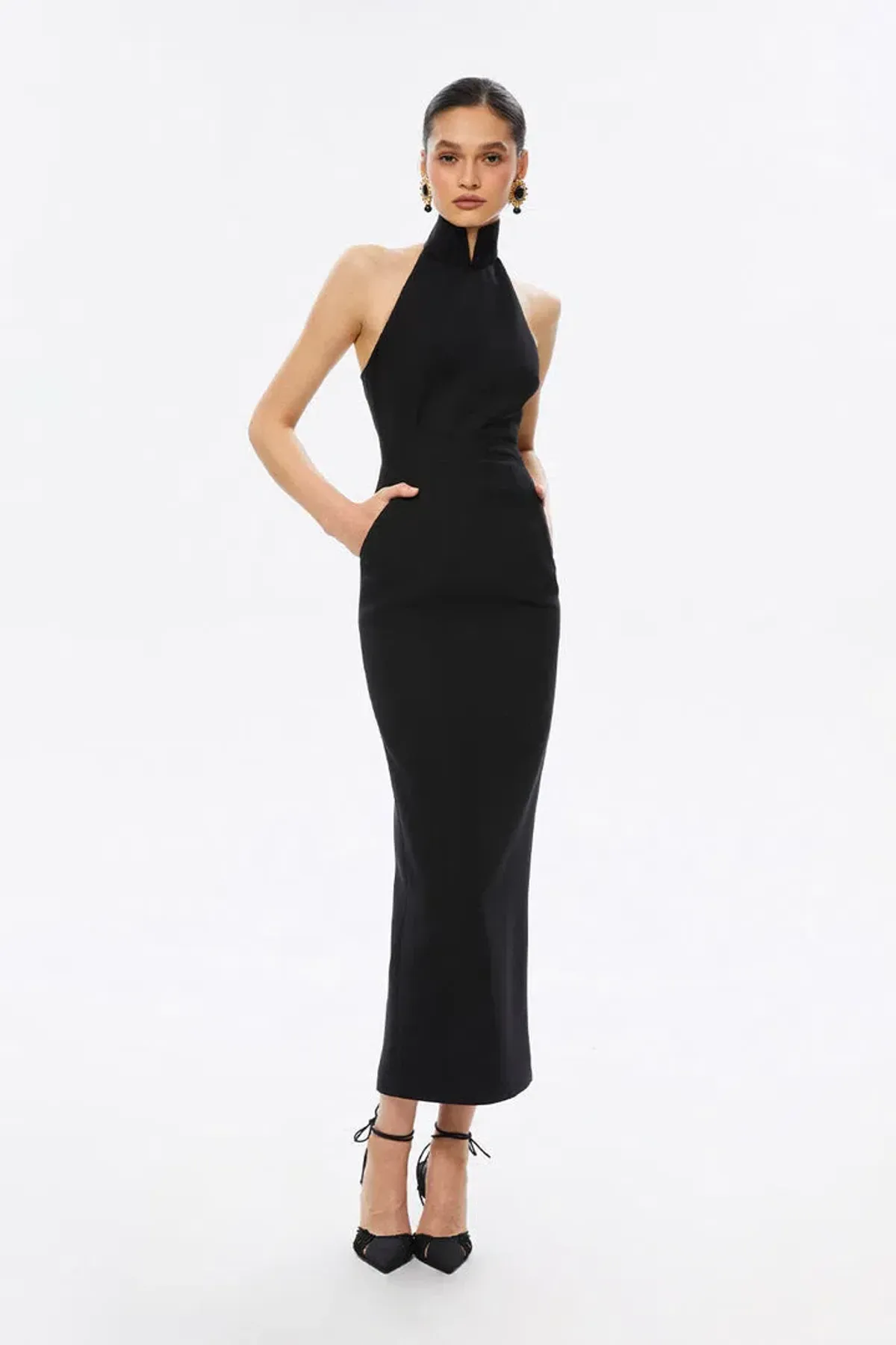 THE NEW ARRIVALS by İlkyaz Özel Hemingway in Chez Castel Black Dress Size 8/S - Image 1