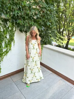 Oroton Field Daisy Gown Cream Size AU 6  for rent on The Volte - image 3