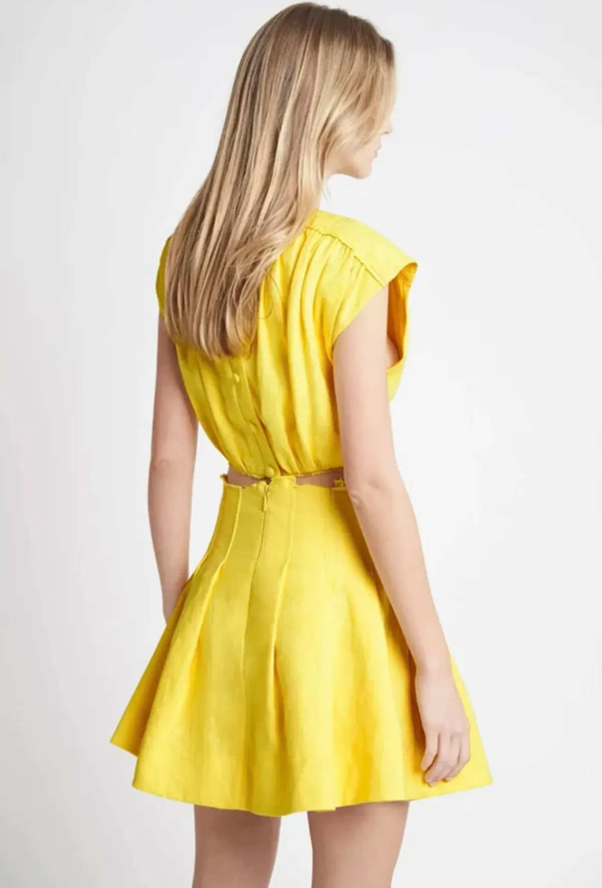 Aje Byblos Cropped Top and Mini Skirt Set Yellow Size 4/6 - Image 3