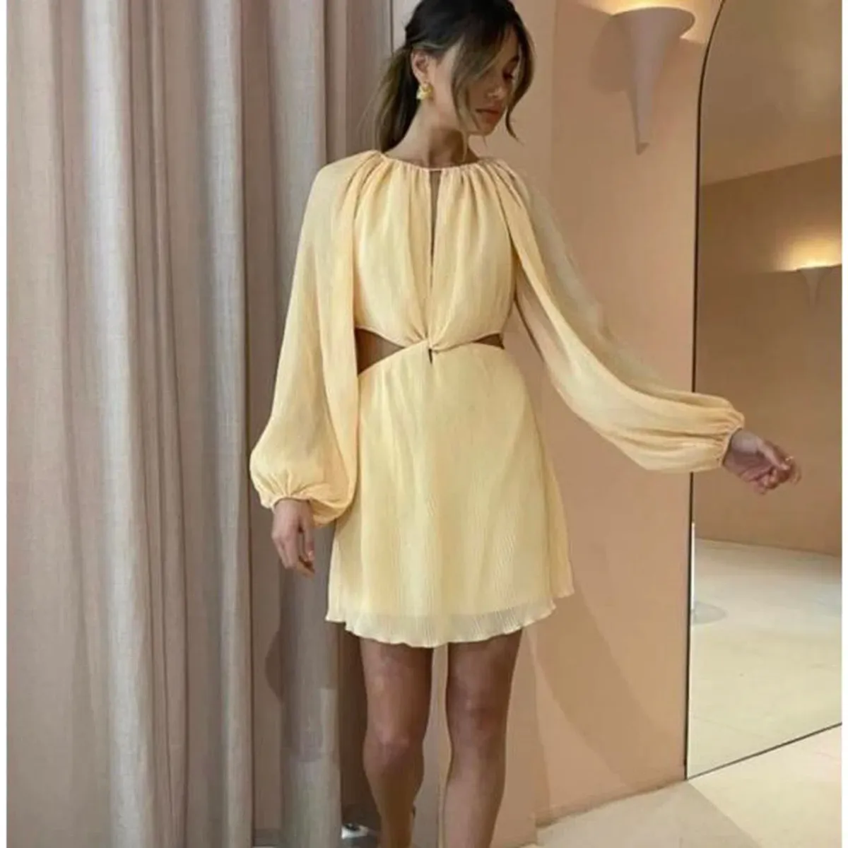 Issy Hummingbird Mini Dress in Rockmelon Size 6 - Image 4