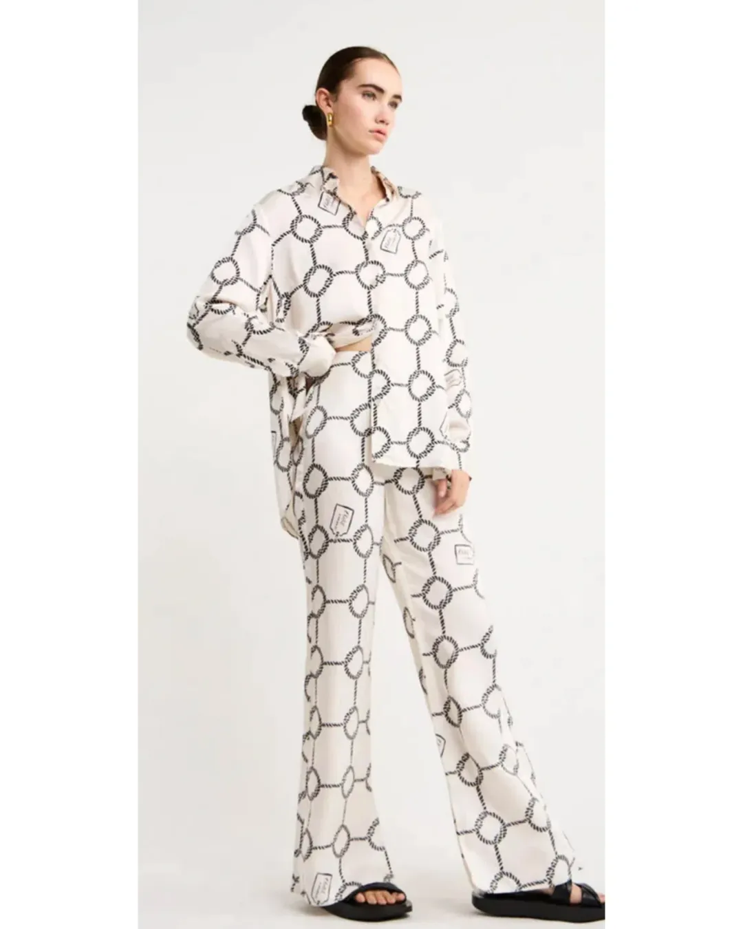 Roame Ria Pant In Nautique Print Size 1 / AU 8 for rent on The Volte - main image
