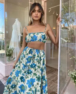 Sir the Label Celia Top & Skirt In Marguerite Print Size AU 8 for rent on The Volte - image 2