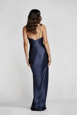 Lexi Camila Dress In Navy Size AU 8 for rent on The Volte - image 2