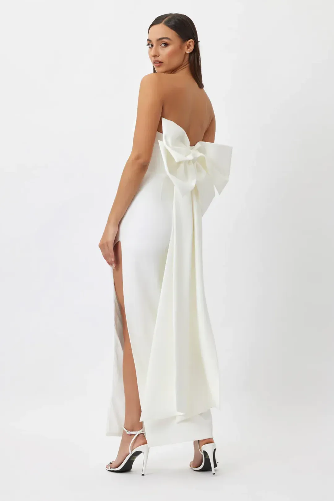 Bianca & Bridgett Willow Midi Dress in White Size AU 12 for rent on The Volte - main image