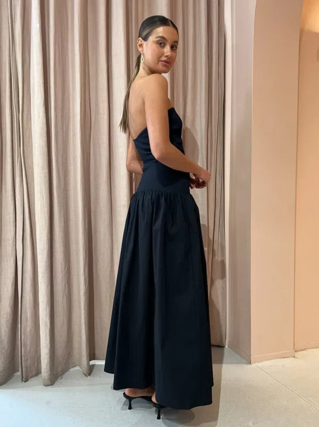 Anna Quan Amyra Strapless Dress Black Noir 8 for rent on The Volte - main image
