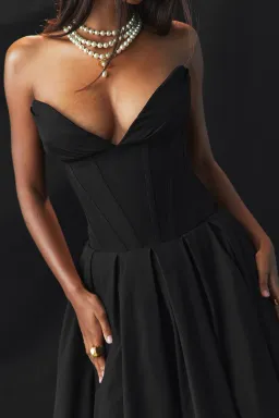 House Of CB Lady Strapless Midi Dress Black Size S / AU 8 for rent on The Volte - image 8