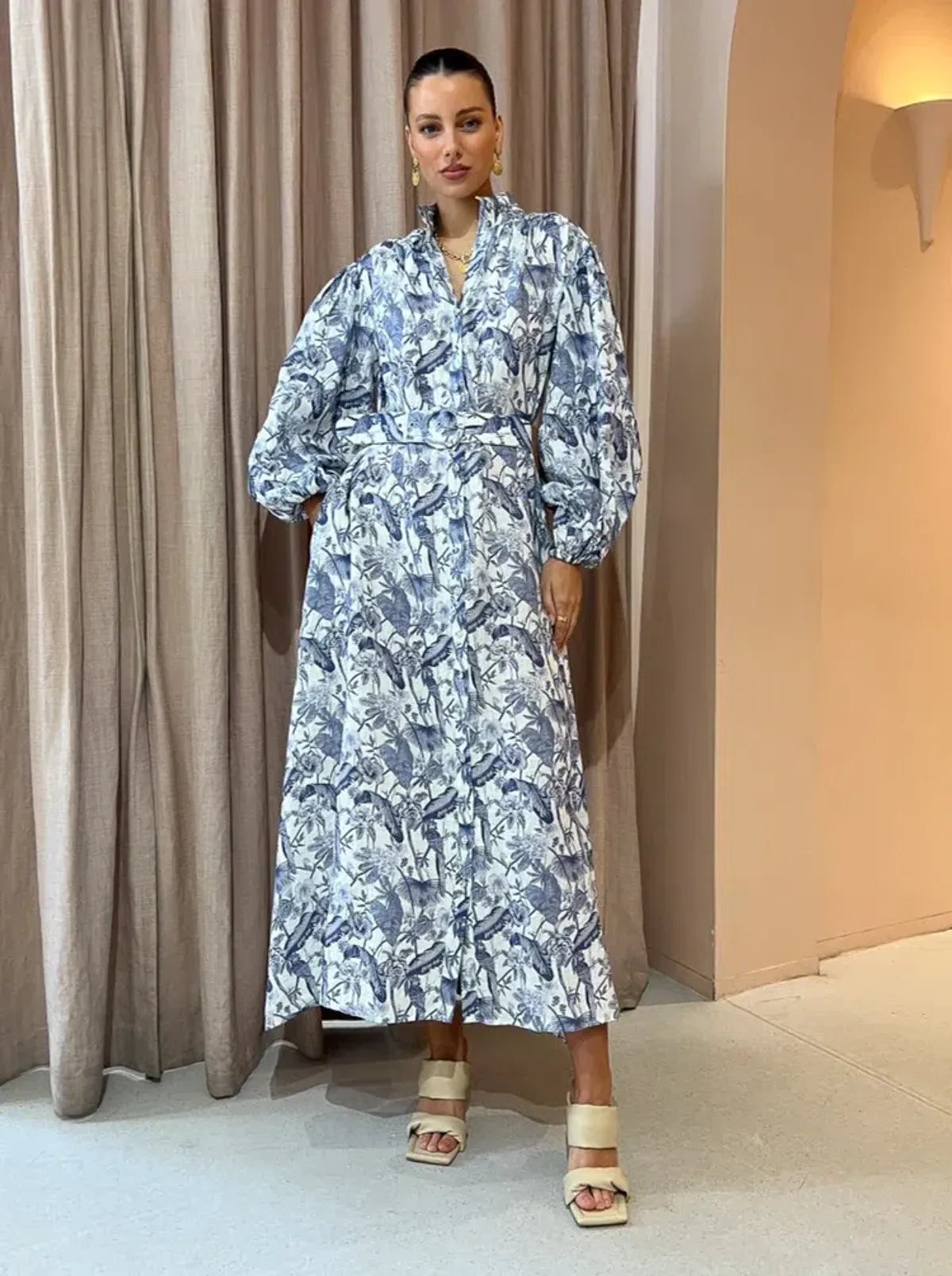 Palm Noosa Noddy Dress Blue Jungle Print Size 12 for rent on The Volte - main image