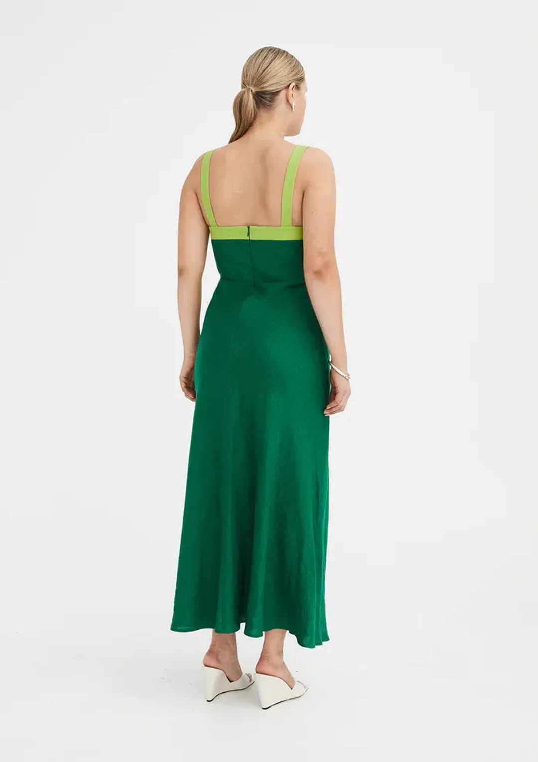 Jillian Boustred Regina Dress Green Size AU 14 for rent on The Volte - main image