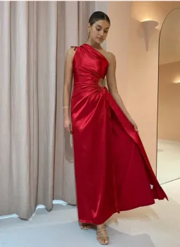Sonya Moda Nour Scarlet Dress Red Size AU 8 for rent on The Volte - image 4