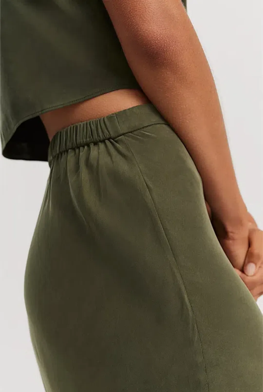 Country Road Pull-On Cupro Skirt Dark Olive Size 10 for rent on The Volte - main image
