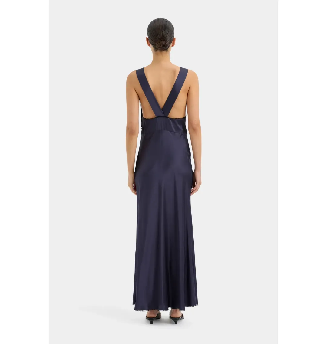 Sir The Label Aries Cut Out Gown in Navy Size 0 / AU 8 for rent on The Volte - main image