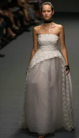 Carla Zampatti Orchid Strapless Flora Lace Wedding Dress White Size 6 for rent on The Volte - image 3
