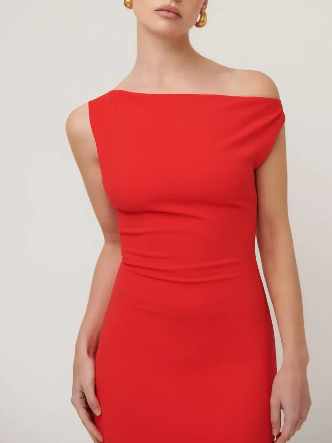 Effie Kats Inaya Gown Cherry Red Size XS / AU 6 for rent on The Volte - main image