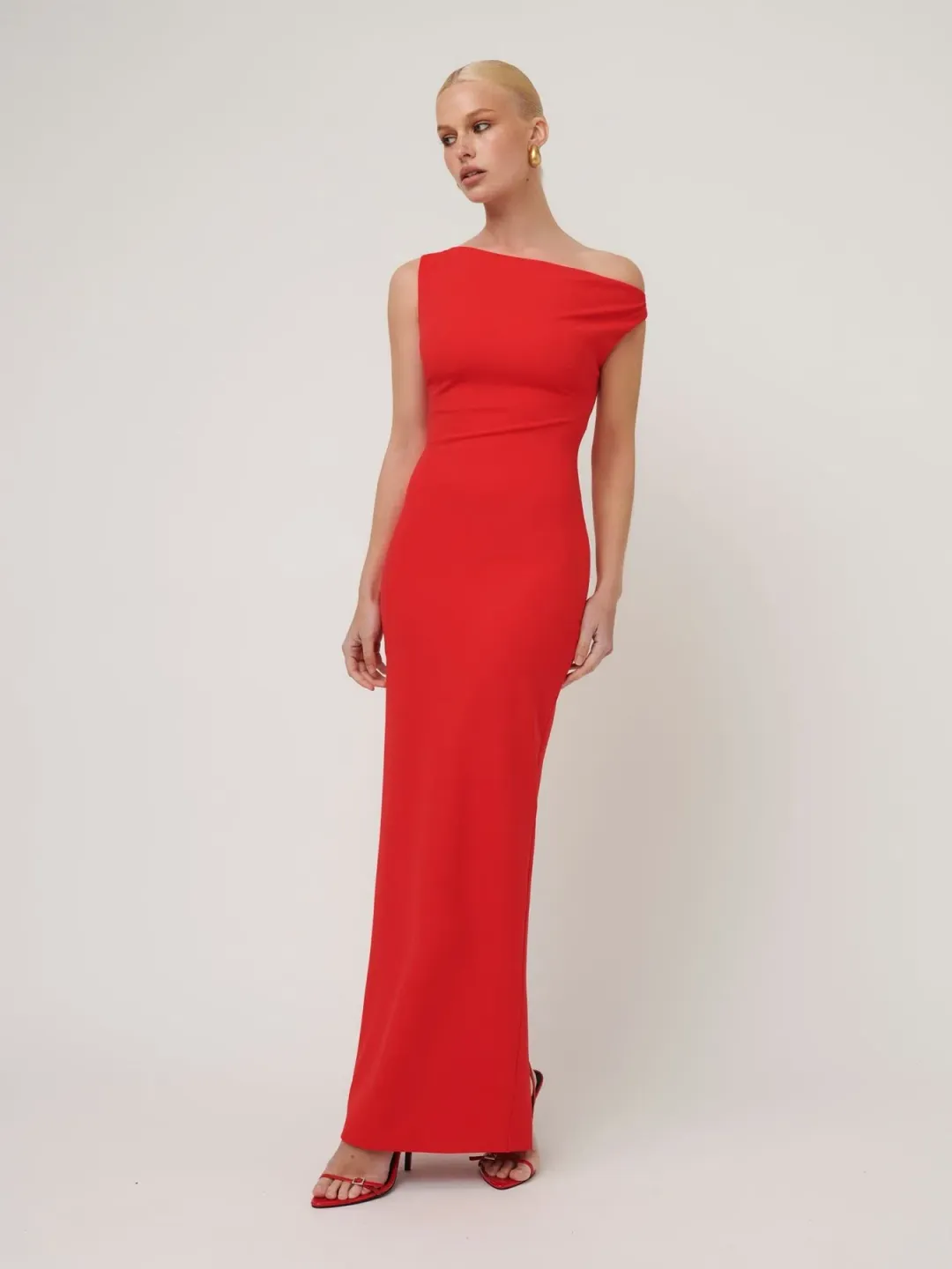 Effie Kats Inaya Gown Cherry Red Size XS / AU 6 for rent on The Volte - main image