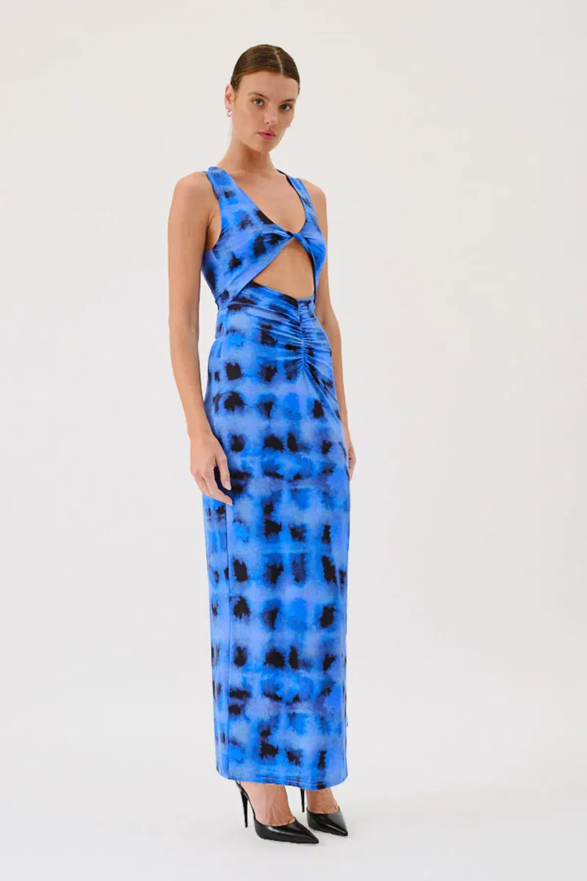 Suboo Shibori Sleeveless Reversible Twist Front Maxi Dress Blue Print Size S / AU 8 for rent on The Volte - main image