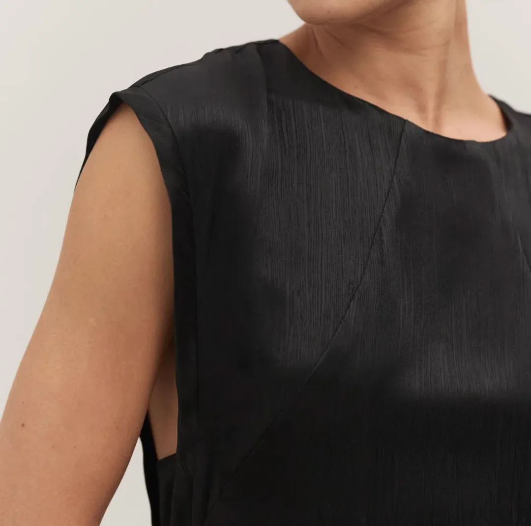 Minima Esenciales Lillian Linear Satin Maxi Dress Black Size 10 for rent on The Volte - main image