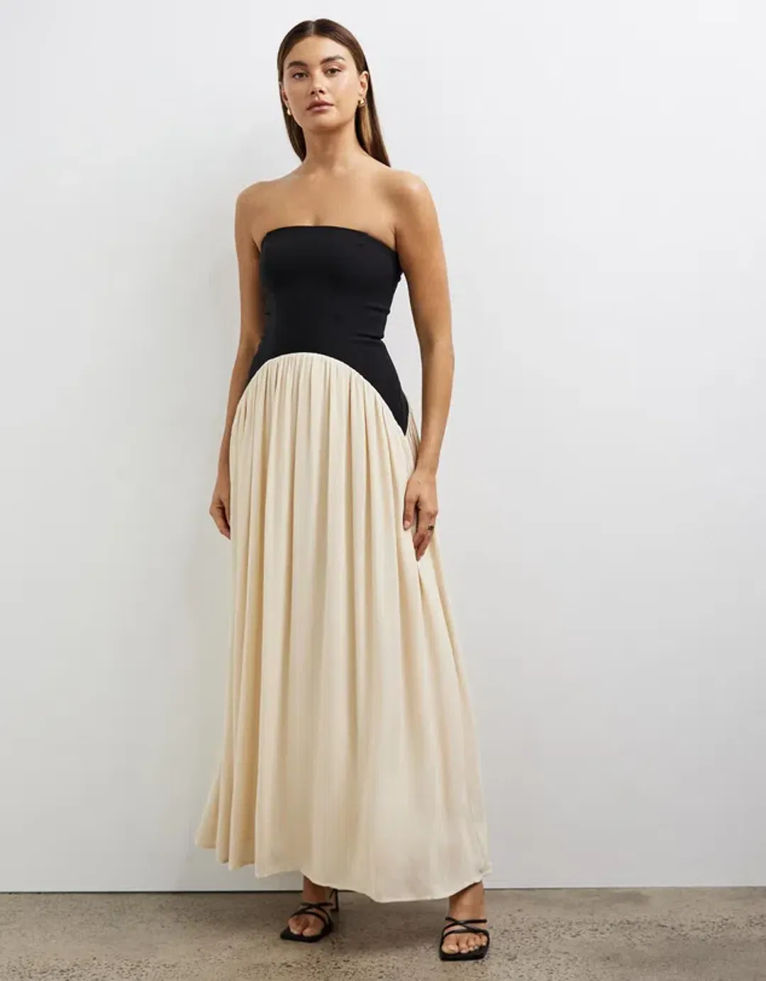 Minima Esenciales Karis Drop Waist Maxi Dress in Black/Cream Size AU 12 for rent on The Volte - main image