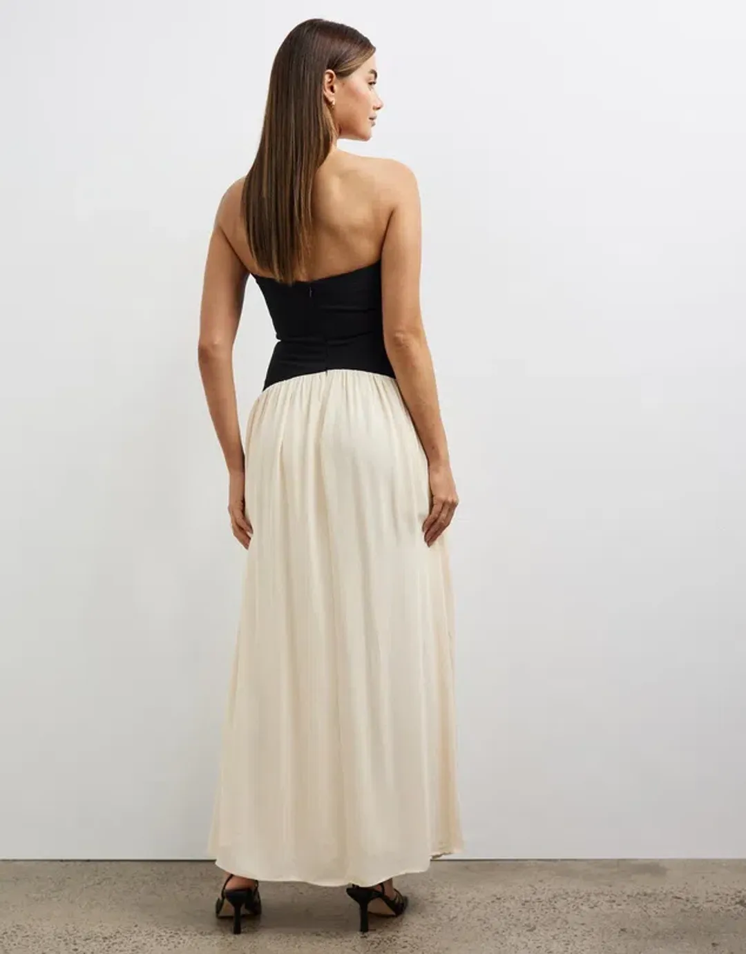 Minima Esenciales Karis Drop Waist Maxi Dress in Black/Cream Size AU 12 for rent on The Volte - main image