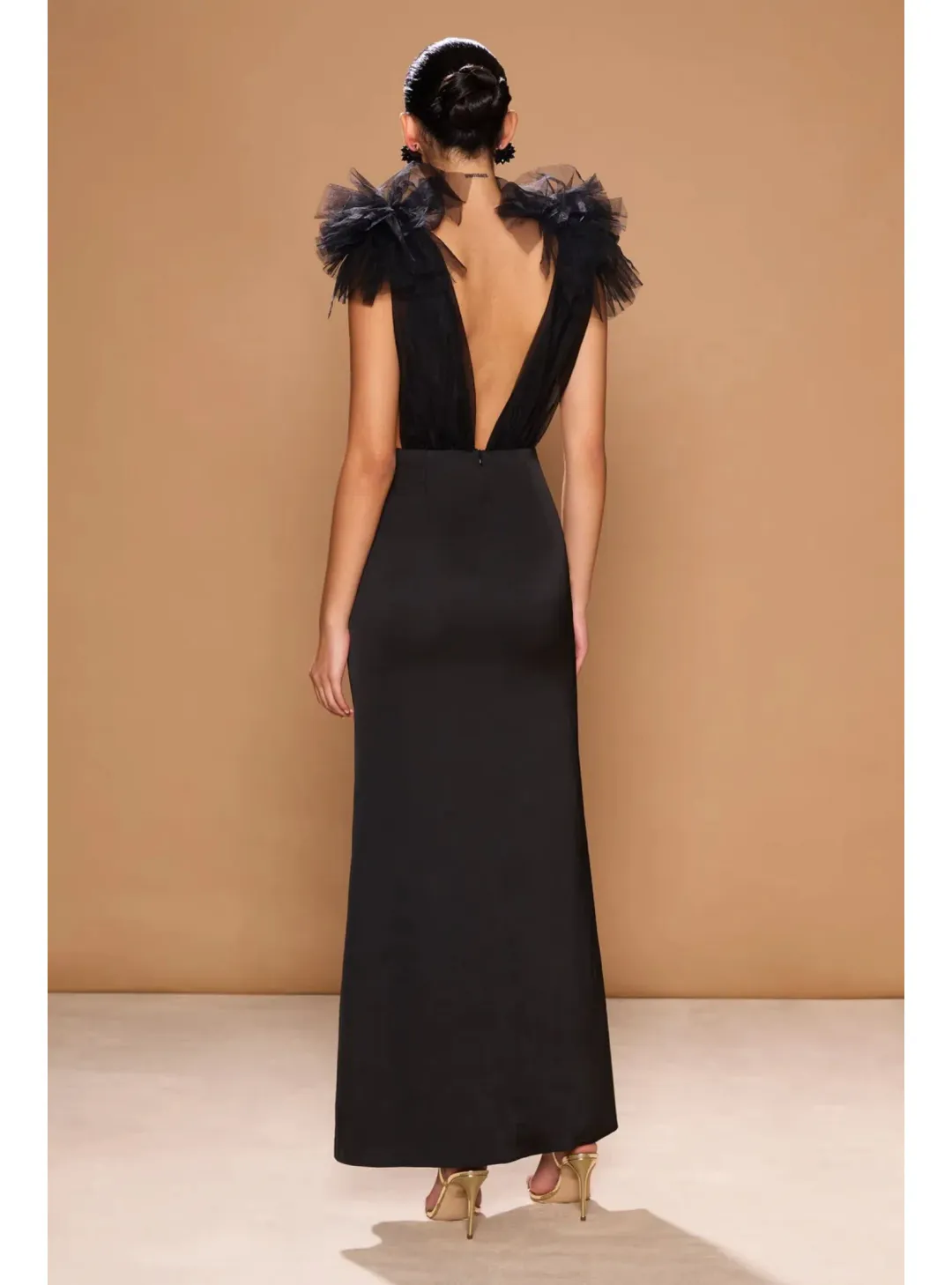 Sonya Moda Como Gown Noir Size AU 10 for rent on The Volte - main image