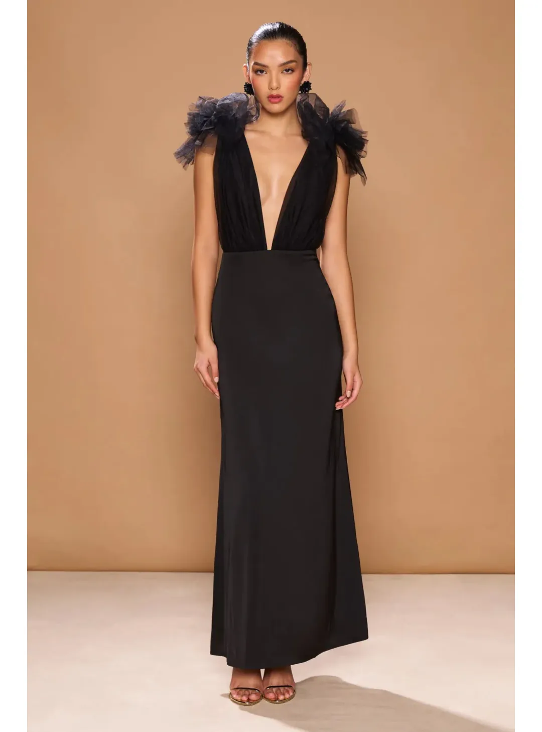 Sonya Moda Como Gown Noir Size AU 10 for rent on The Volte - main image