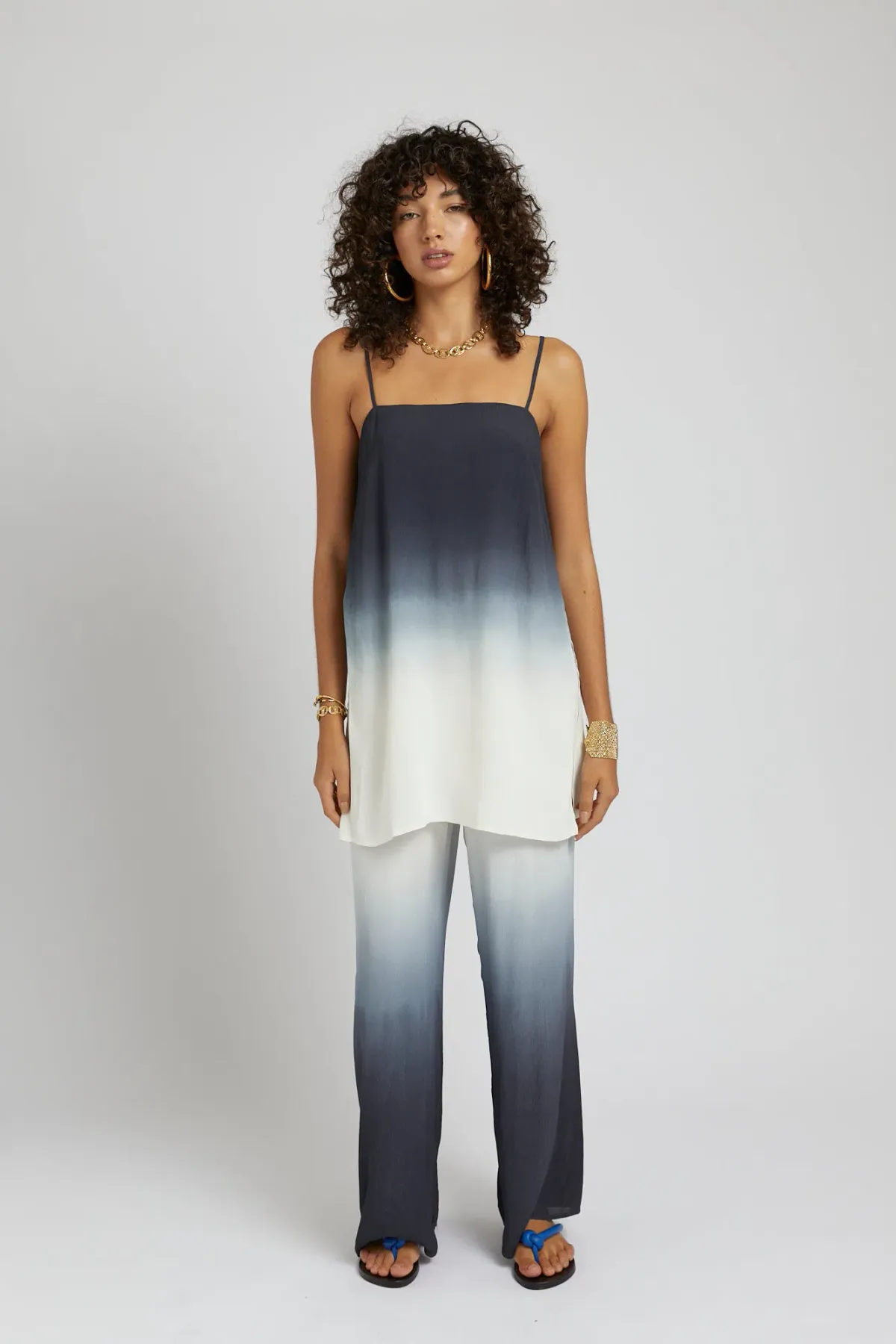 Summi Summi Tunic Top Size XS and Elastic Waist Drawstring Pants Size M Set in Charcoal Fade for rent on The Volte - main image