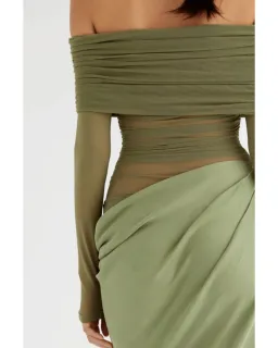 Benni Yasmin Off The Shoulder Maxi Dress in Pistachio Size AU 12 for rent on The Volte - image 4