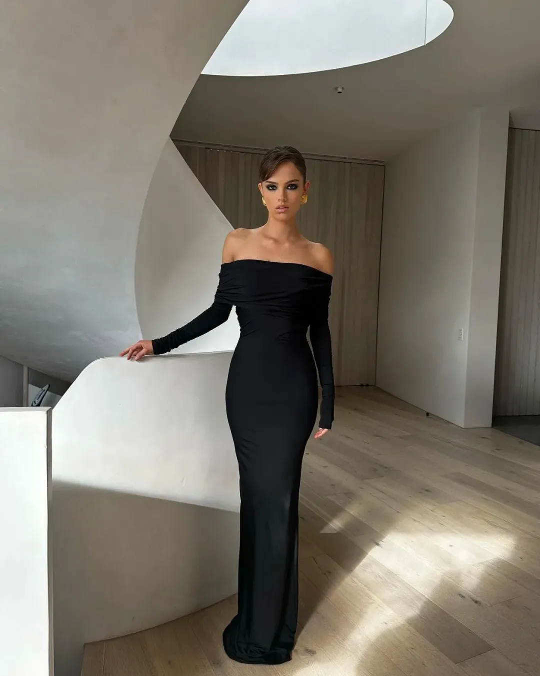 Effie Kats Gwen Gown in Black Size M/Au 10 for rent on The Volte - main image