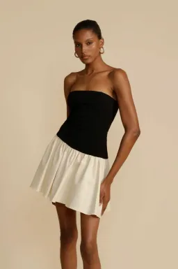 Arcina Ori Celine Mini Dress Black/White Size AU 6 for rent on The Volte - image 3