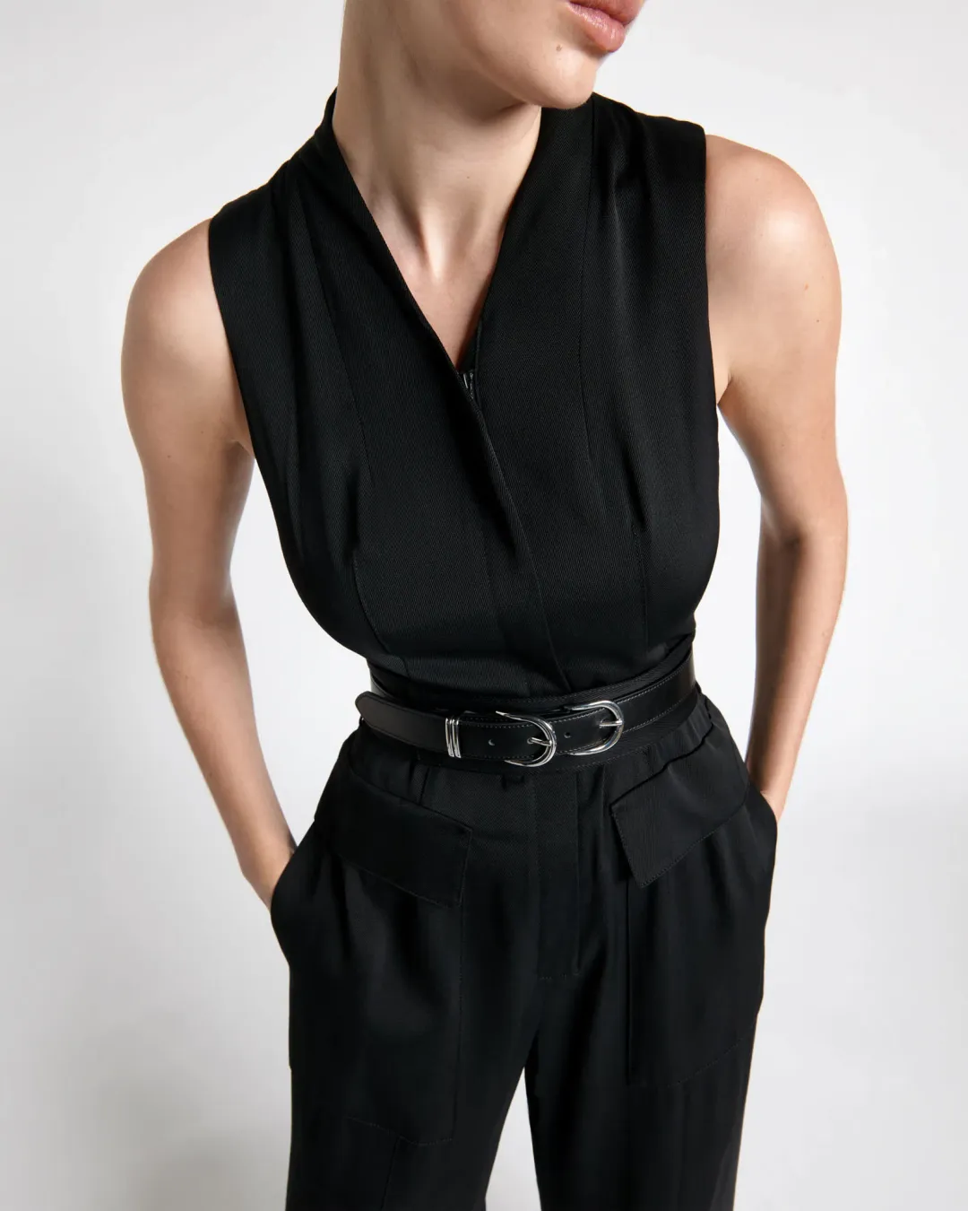 Cue Twill Utility Jumpsuit Black Size 14 for rent on The Volte - main image