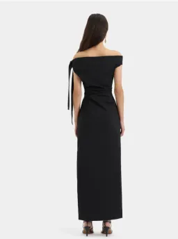 Sir The Label Dahlia Gown Black Size 0 / AU 6 for rent on The Volte - image 3