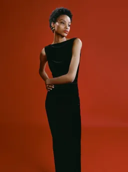 Effie Kats Verona Gown Black Velvet Size 6/XS for rent on The Volte - image 3