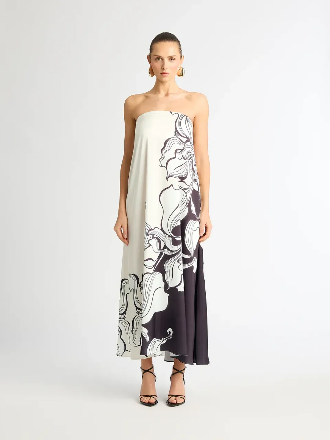 Sheike Tommie Maxi Dress Print Size 6 for rent on The Volte - main image