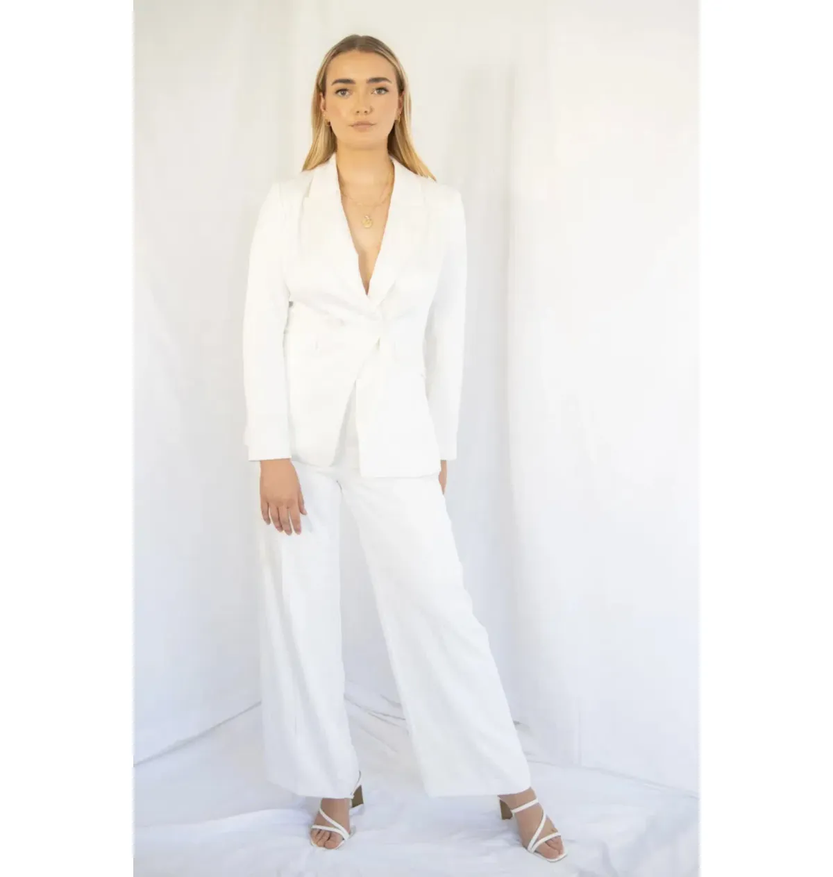 Sheike Yours Truly Two-Piece Suit White Size 8 for rent on The Volte - main image