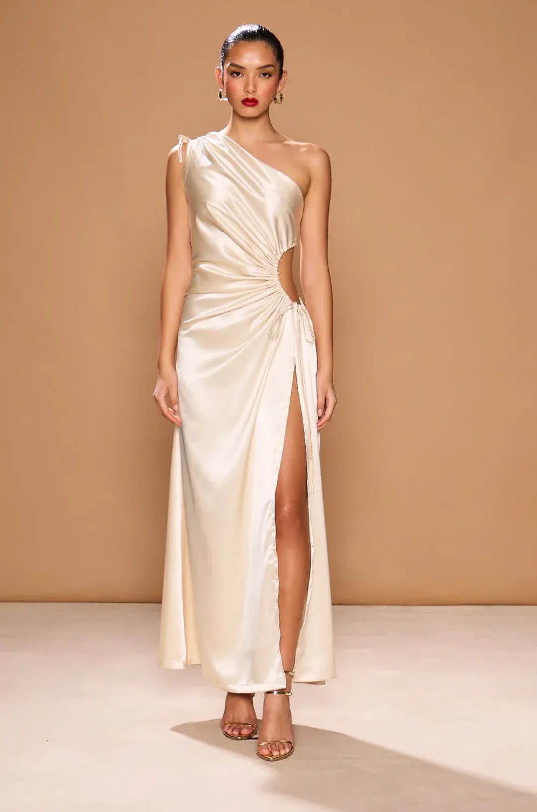 Sonya Moda Nour Maxi Dress Ocean Pearl Size 8 for rent on The Volte - main image