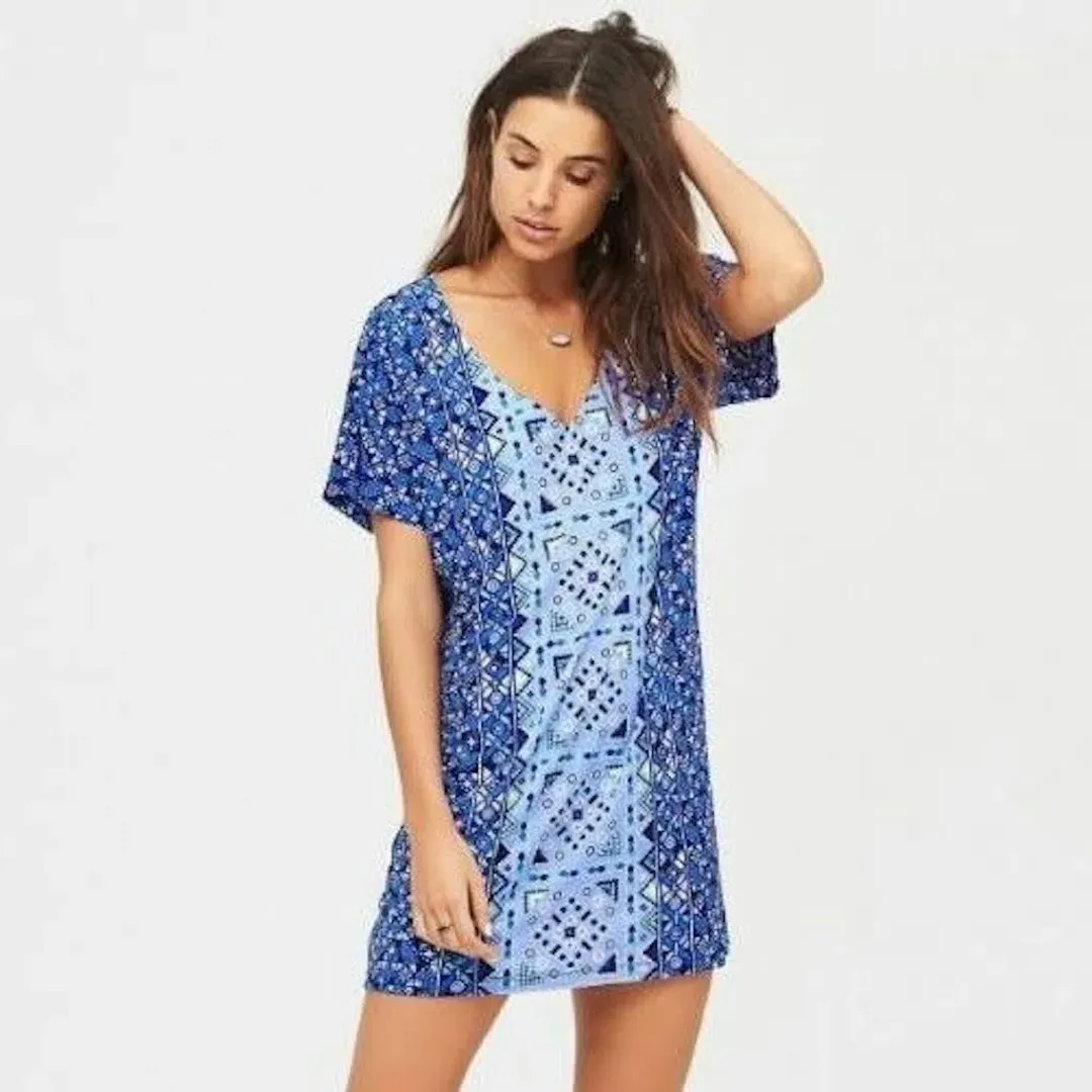 Tigerlily Mumu Kaftan Beach Mini Dress Totem Blue Size 8 for rent on The Volte - main image