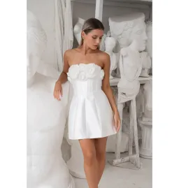 Eliya The Label Tehanni Dress in White Size AU 8 for rent on The Volte - image 3
