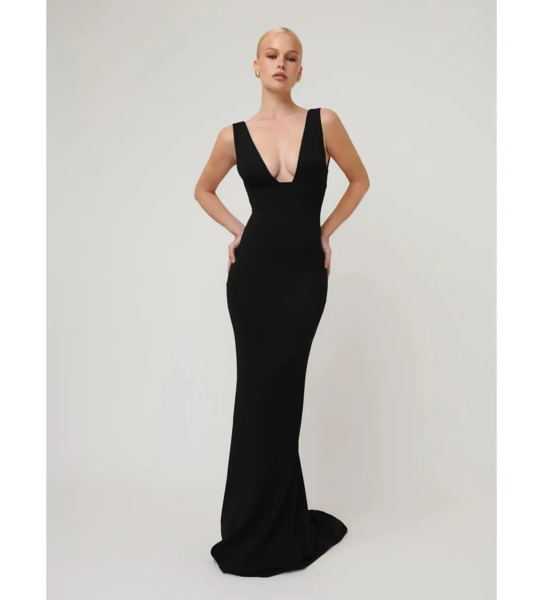 Effie Kats Greta Gown Black Size M / AU 10 for rent on The Volte - main image