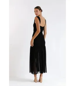 Pasduchas New Horizons Hourglass Midi Dress Black Size AU 8 for rent on The Volte - image 3
