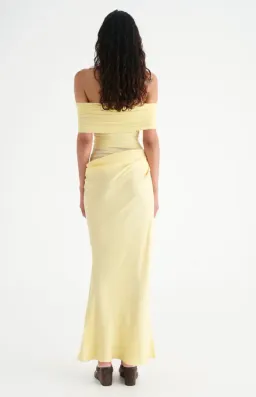 Benni Nico Off Shoulder Maxi Dress Butter Size 6 for rent on The Volte - image 4