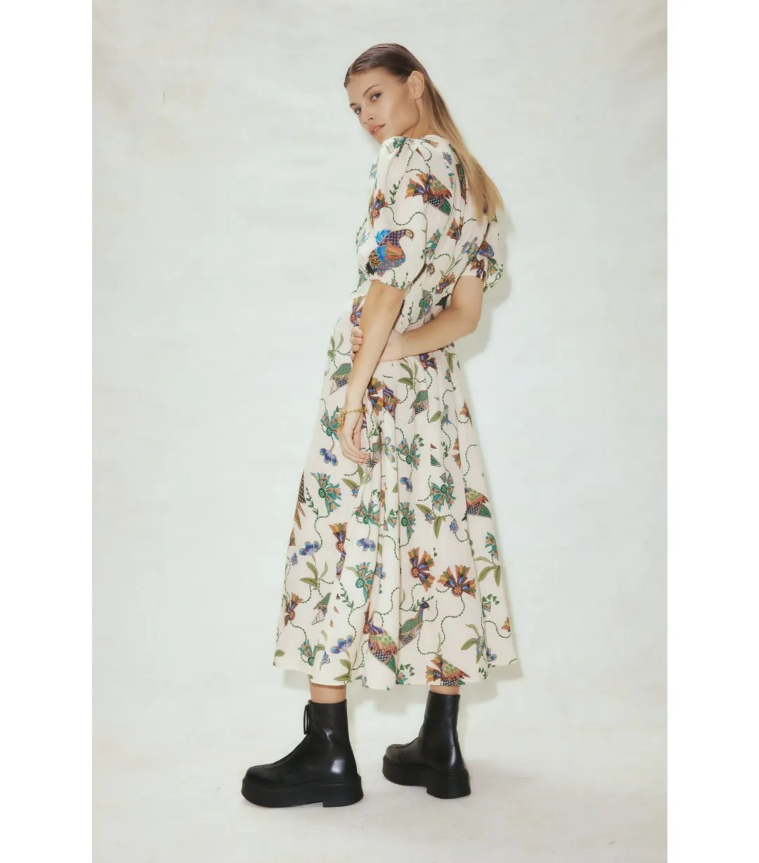 Alémais Birdie Midi Dress Print Size AU 14 for rent on The Volte - main image