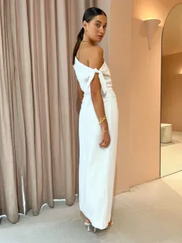 Sir the Label Bettina Off Shoulder Dress Ivory Size 2/10 for rent on The Volte - image 7