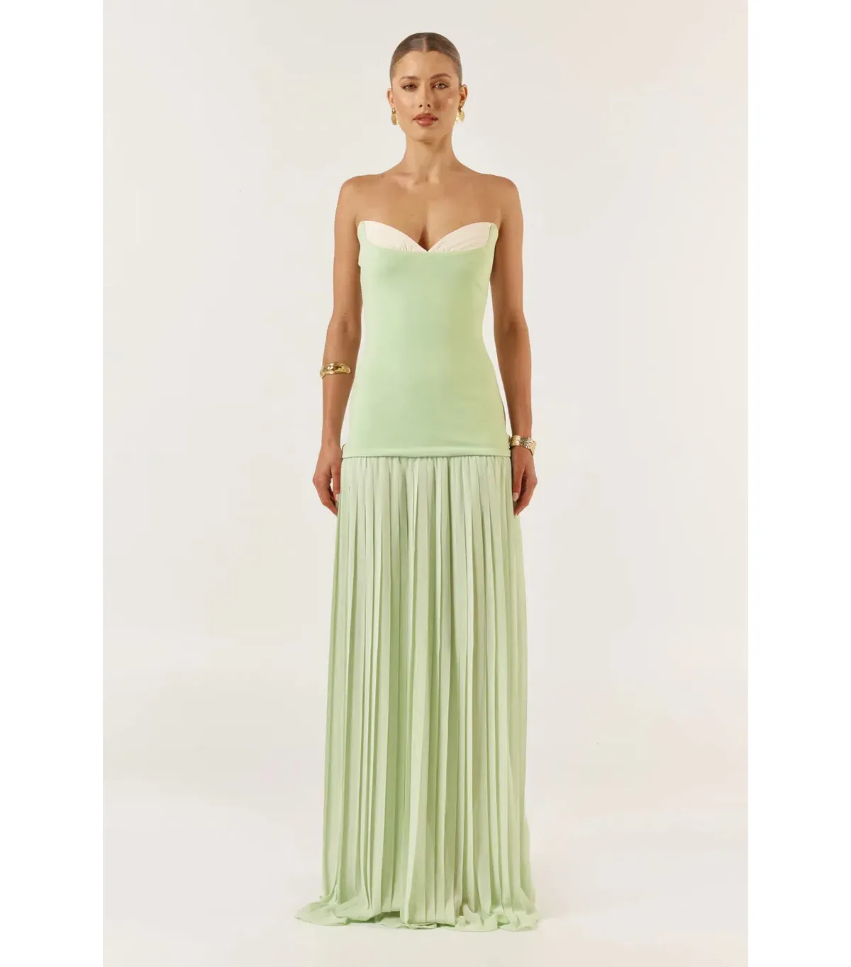 She Is Olla Nicolette Gown Green Size AU 8 for rent on The Volte - main image