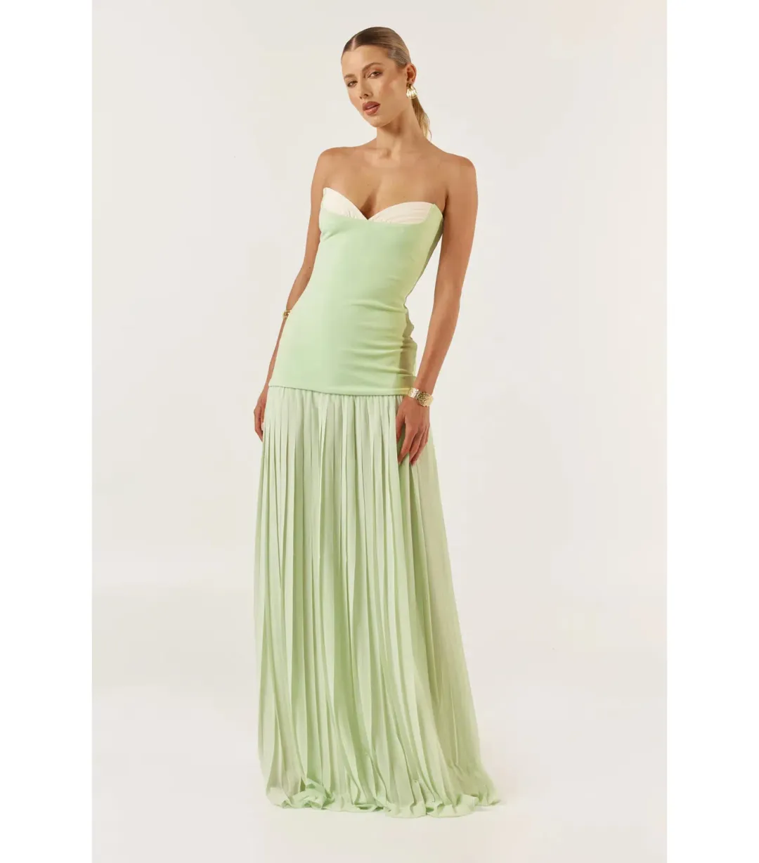 She Is OLLÁ Nicolette Dress Green Size S / AU 8 for rent on The Volte - main image