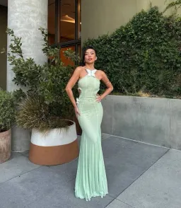 Huelleyrose Darya Dress Green Size AU 8 for rent on The Volte - image 4