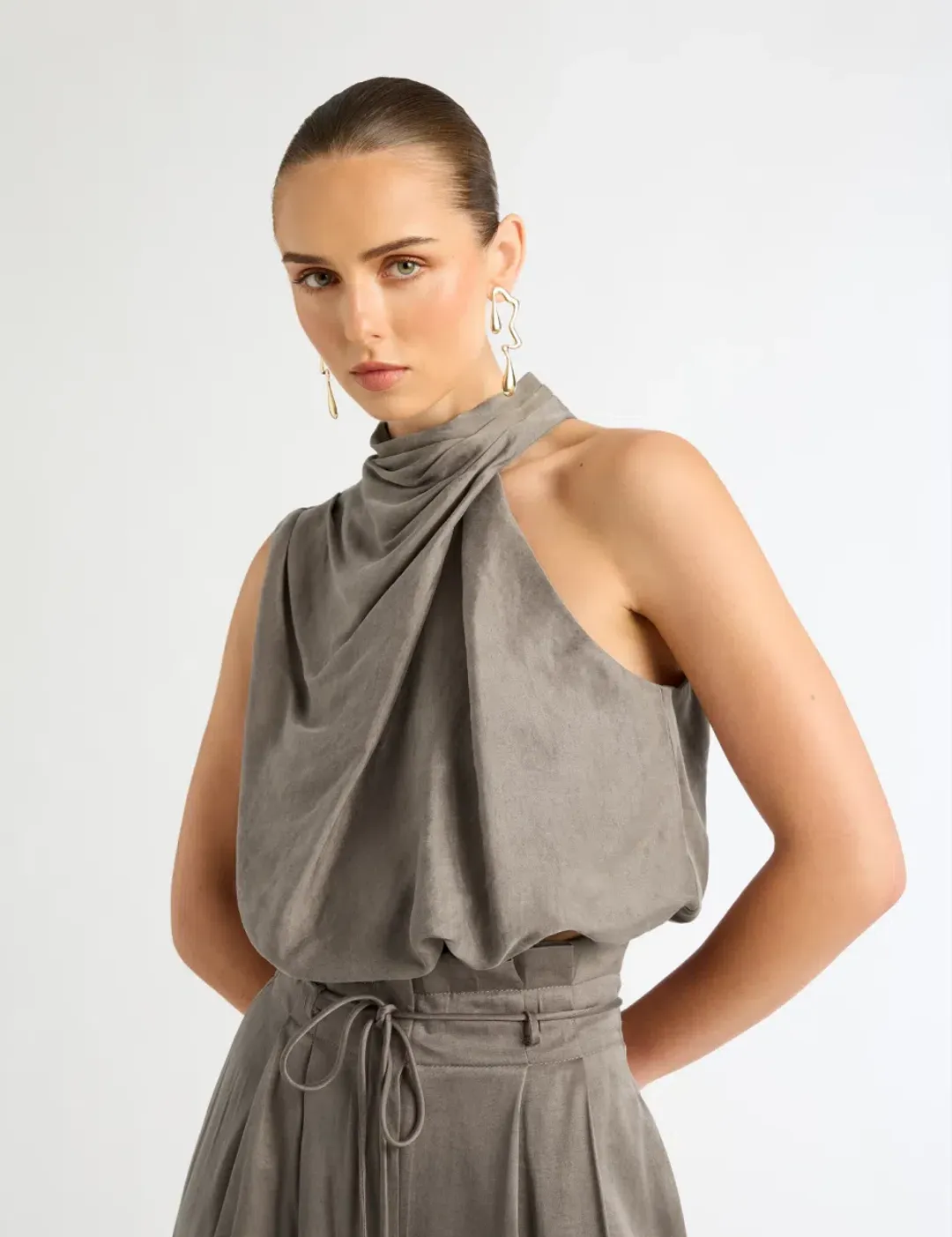 Sheike Sofia Top & Pants Set Size 6 for rent on The Volte - main image