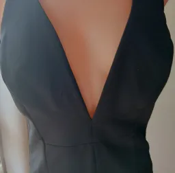 Bardot Bodycon Midi Dress Black Size 12 for rent on The Volte - image 9