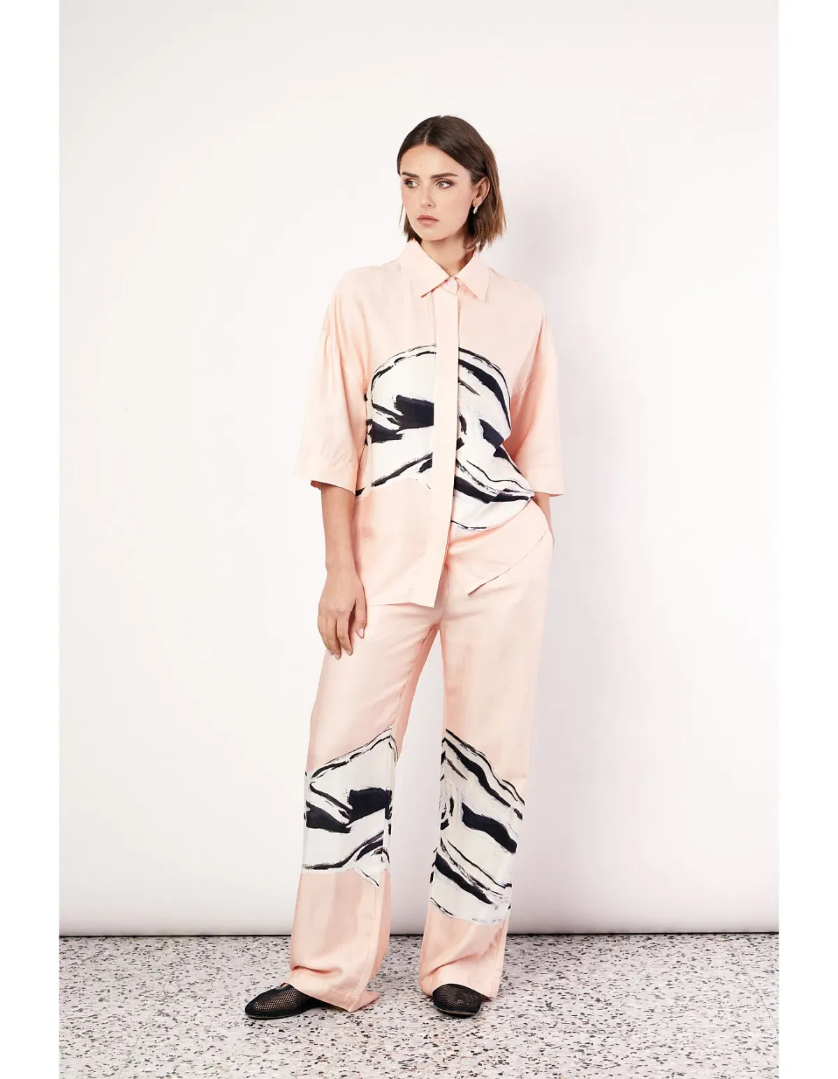 Romy Hip Hills Pants Print Size L / AU 12 for rent on The Volte - main image