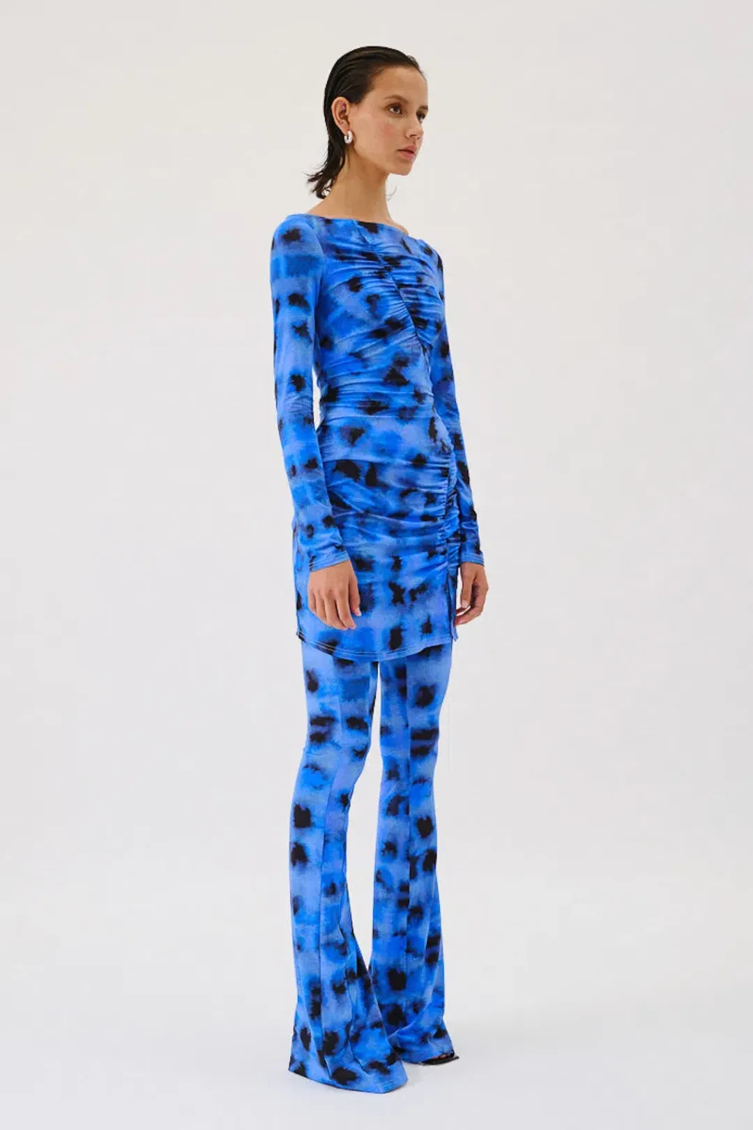 Suboo Shibori Gathered Pants Blue Size 8/S for rent on The Volte - main image