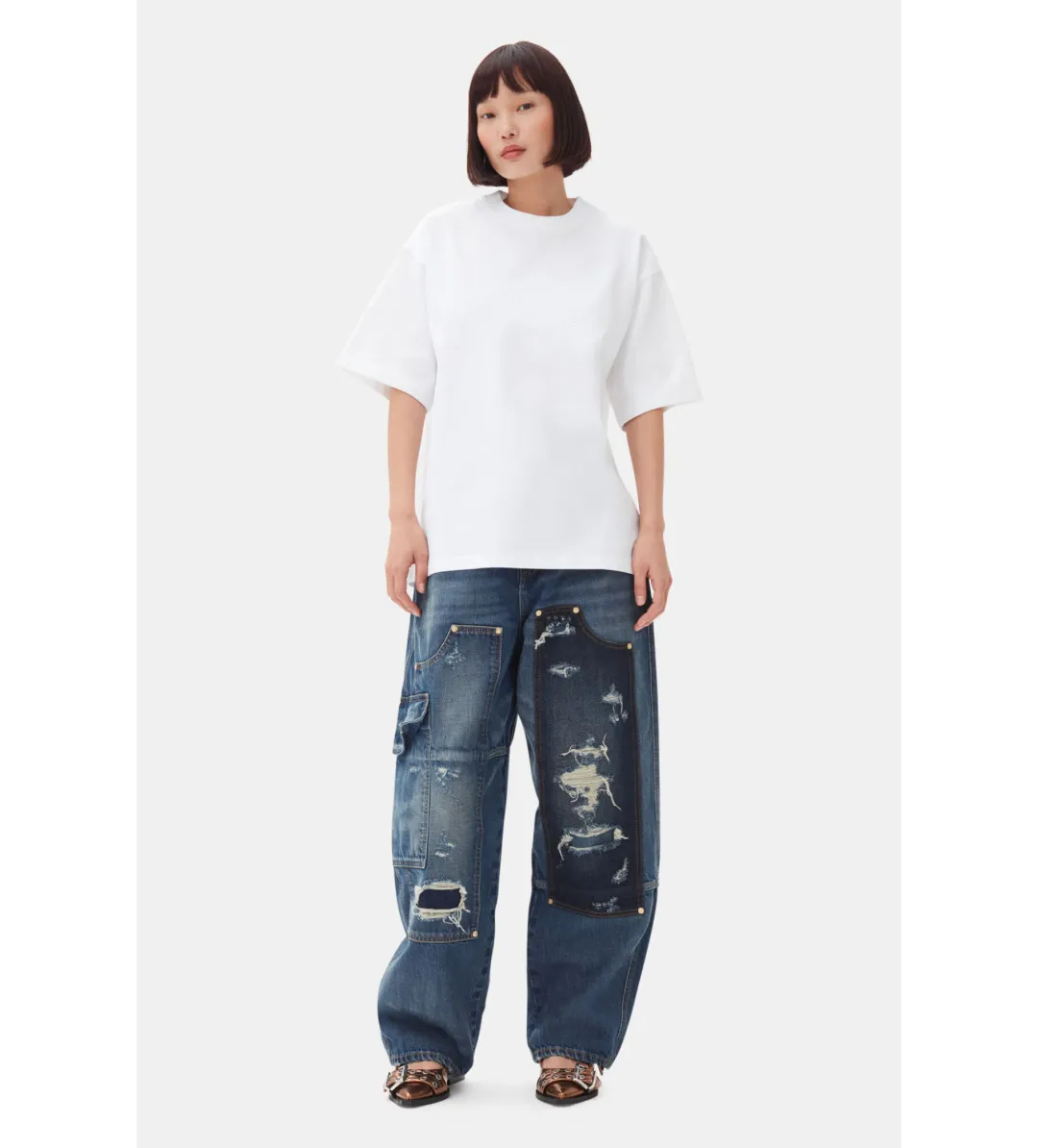 Ganni Heavy Cotton Drop Shoulder Heart T-shirt in White Size S/ AU 8 for rent on The Volte - main image