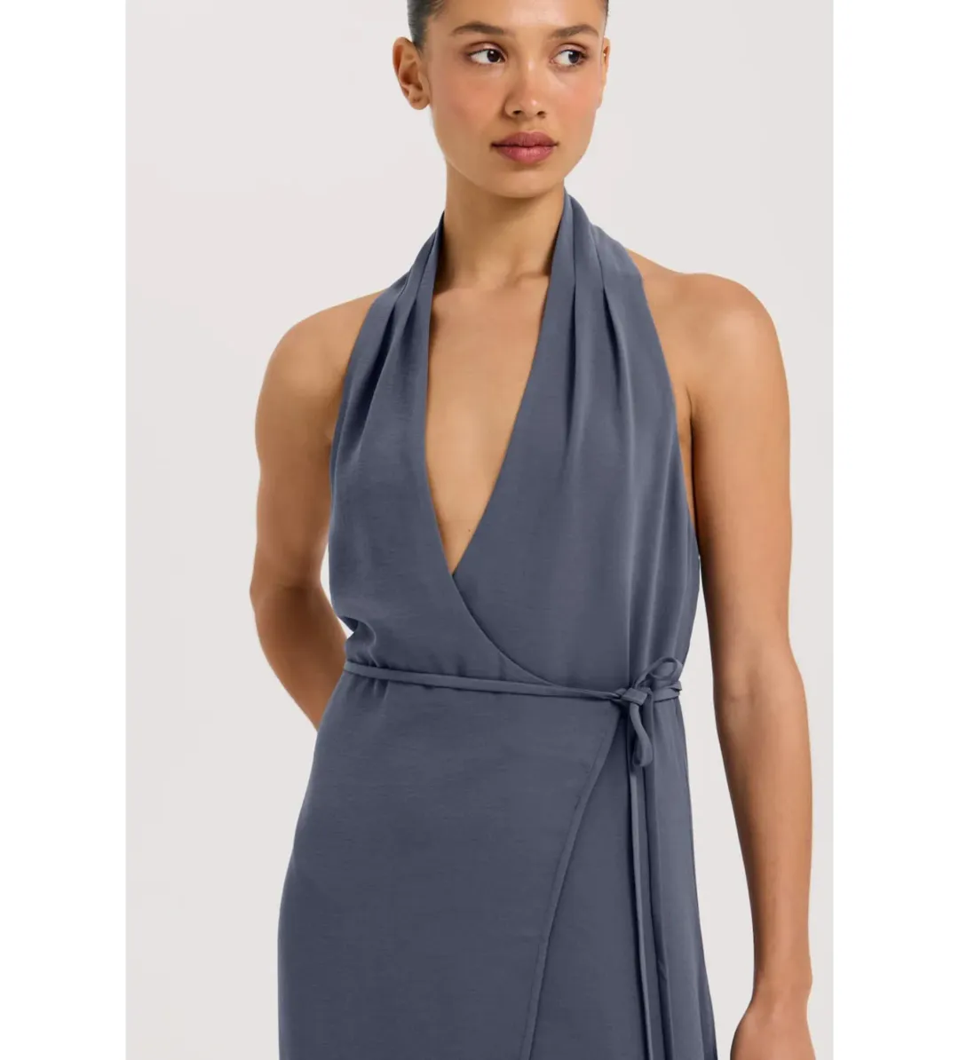 Henne Vida Maxi Dress Slate Size AU 6 for rent on The Volte - main image
